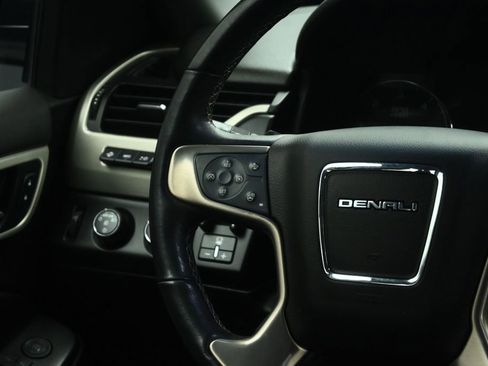 Used 2018 GMC Yukon Denali w/ Denali Ultimate Package AWD/4WD image 43