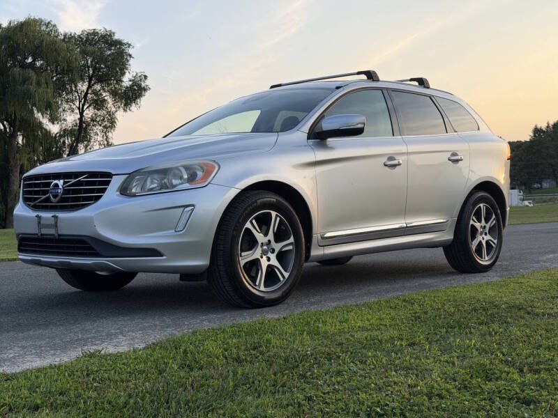 Used 2014 Volvo XC60 T6 AWD/4WD image 2