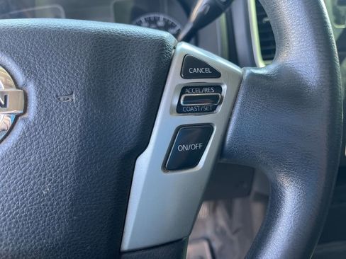Used 2017 Nissan Titan S image 14