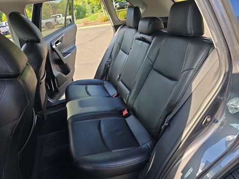 Used 2020 Toyota RAV4 XLE w/ Convenience Package AWD/4WD image 17