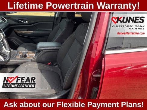 Used 2020 GMC Acadia SLE w/ Driver Convenience Package image 15