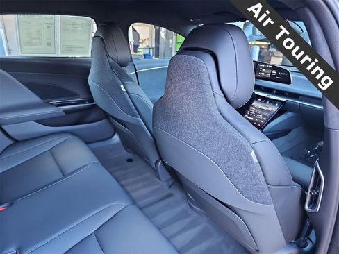 Used 2024 Lucid Air Touring image 16