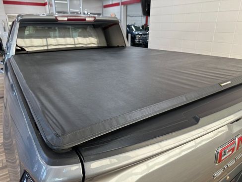 Used 2020 GMC Sierra 1500 Elevation w/ Elevation Value Package image 8