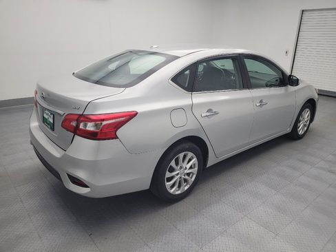 Used 2019 Nissan Sentra SV FWD image 10