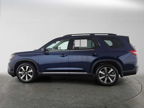 Used 2023 Honda Pilot Elite image 6