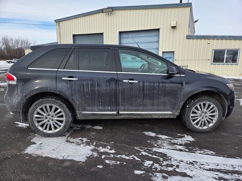 Used 2014 Lincoln MKX AWD w/ Equipment Group 102A image 3