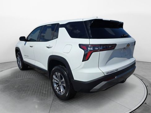 Certified 2025 Chevrolet Equinox LT AWD/4WD image 2