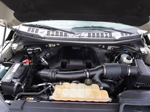 Used 2017 Ford F150 XLT w/ Equipment Group 302A Luxury AWD/4WD image 31