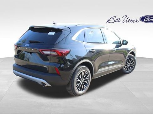New 2026 Ford Escape SE w/ PHEV Premium Package image 3