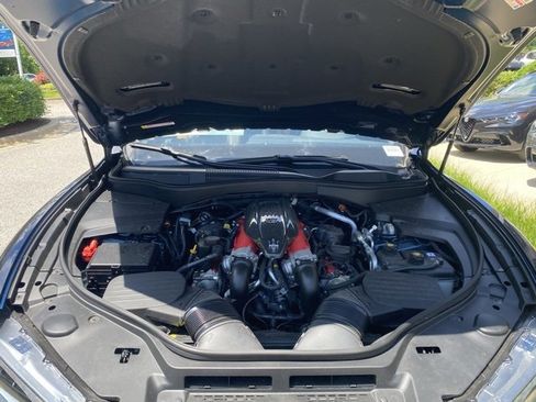 New 2024 Maserati Levante Trofeo image 10