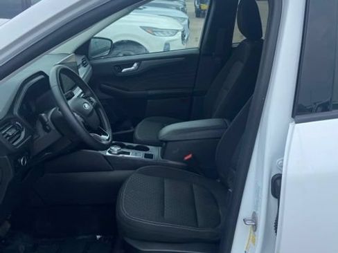 Used 2023 Ford Escape Active w/ Tech Pack #2 AWD/4WD image 5