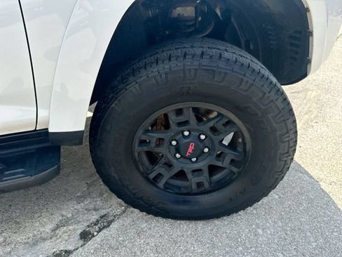 Used 2017 Toyota 4Runner SR5 Premium AWD/4WD image 48