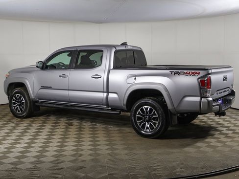 Used 2021 Toyota Tacoma TRD Sport image 7