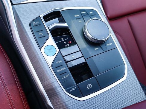 Certified 2025 BMW i4 eDrive40 RWD image 21