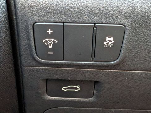 Used 2025 Kia K5 LXS image 17