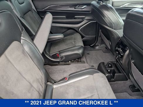 Used 2021 Jeep Grand Cherokee L Laredo AWD/4WD image 31