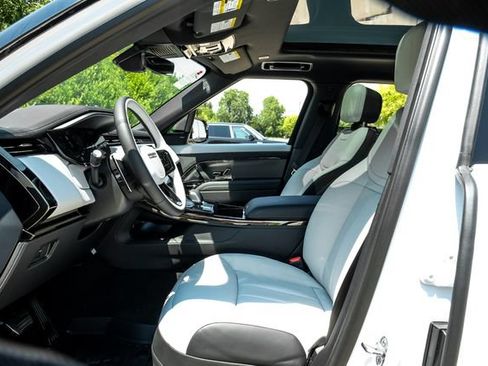 New 2026 Land Rover Range Rover Sport Dynamic SE AWD/4WD image 4