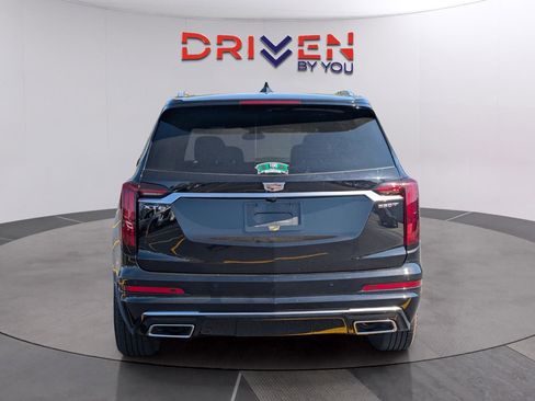 Used 2023 Cadillac XT6 Luxury image 4