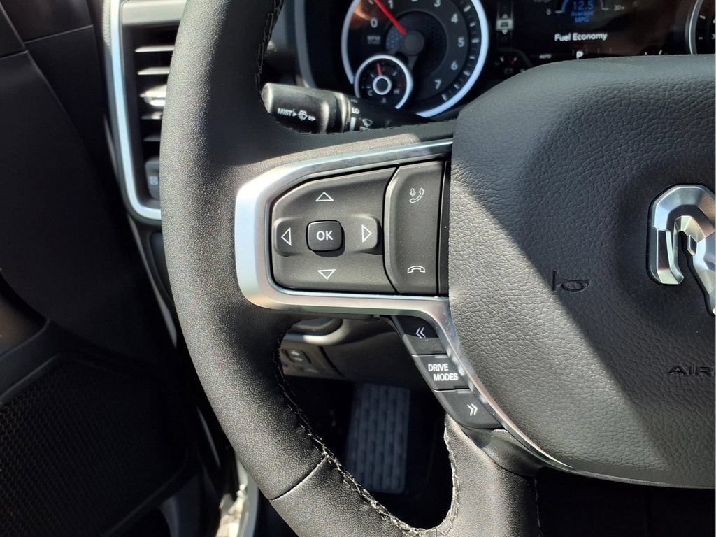 New 2026 RAM 1500 Big Horn AWD/4WD image 11