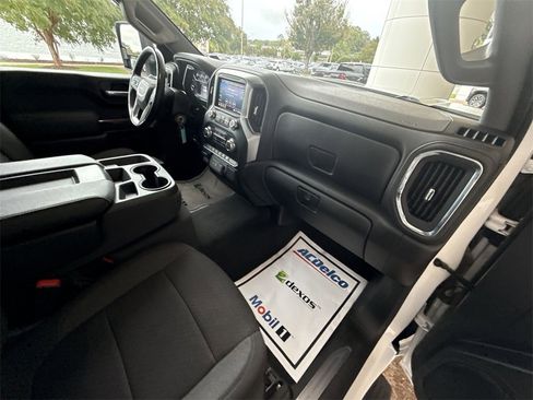 Certified 2023 GMC Sierra 2500 SLE image 26