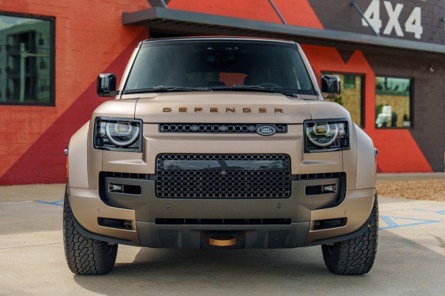 Used 2026 Land Rover Defender 110 OCTA AWD/4WD image 2