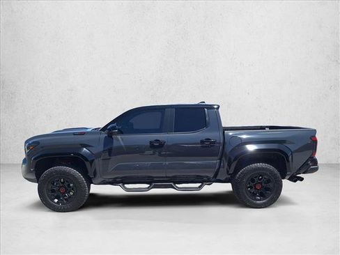 Certified 2025 Toyota Tacoma TRD Pro AWD/4WD image 8