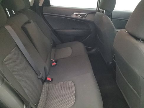 Used 2023 Kia Sportage LX image 19