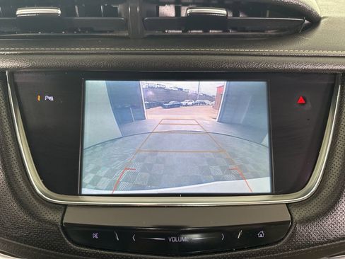 Used 2019 Cadillac XT5 FWD image 18