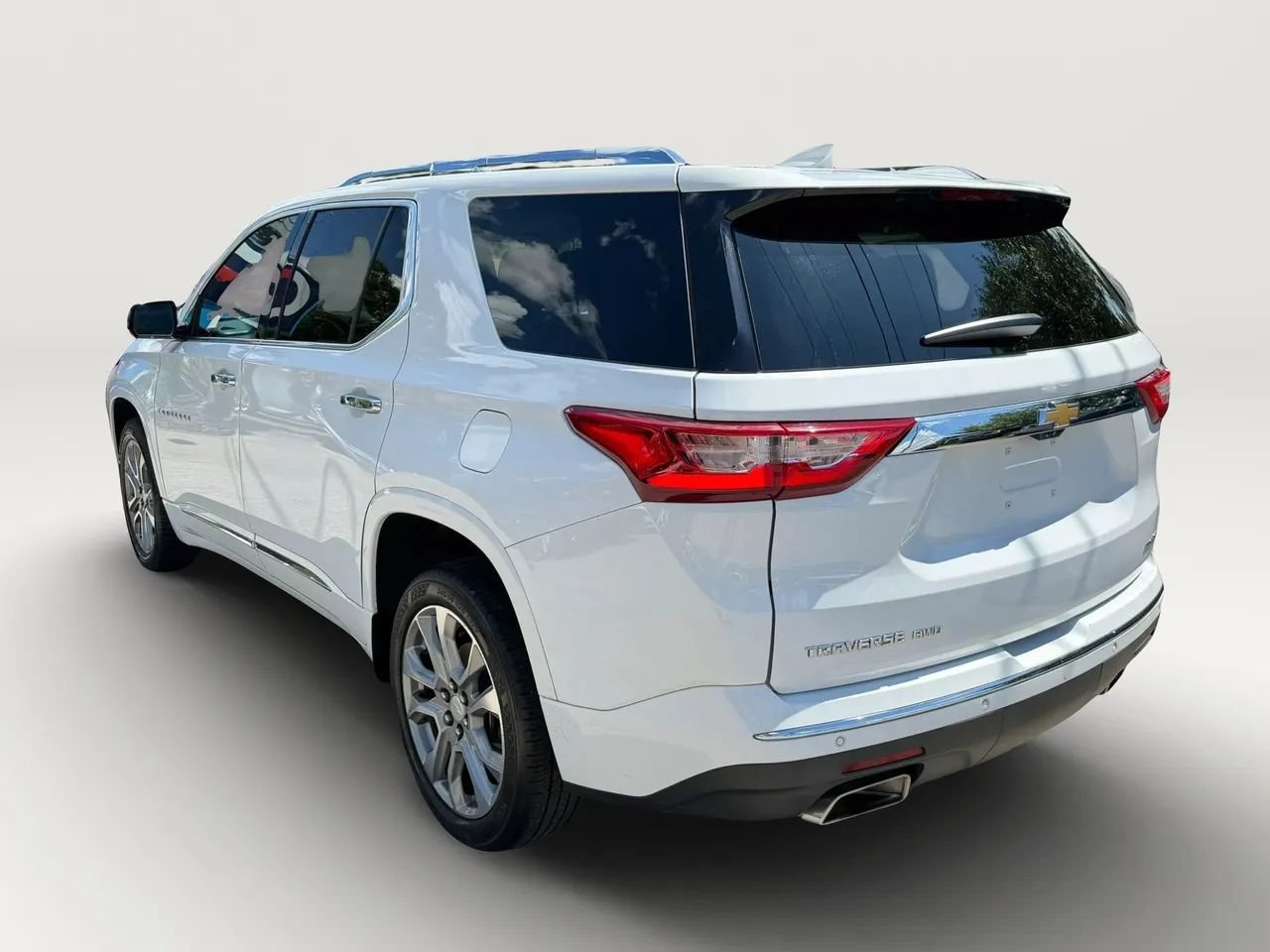 Used 2019 Chevrolet Traverse Premier AWD/4WD image 5