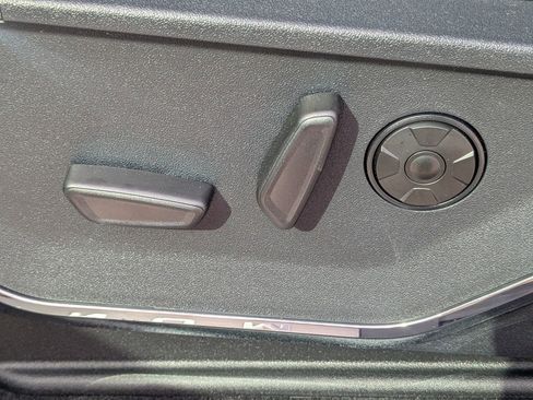 New 2026 Ford F350 Platinum image 21