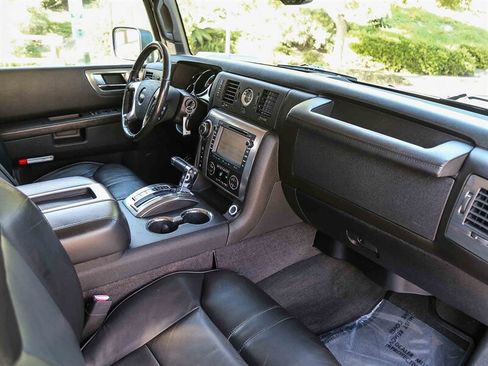 Used 2008 HUMMER H2 image 26