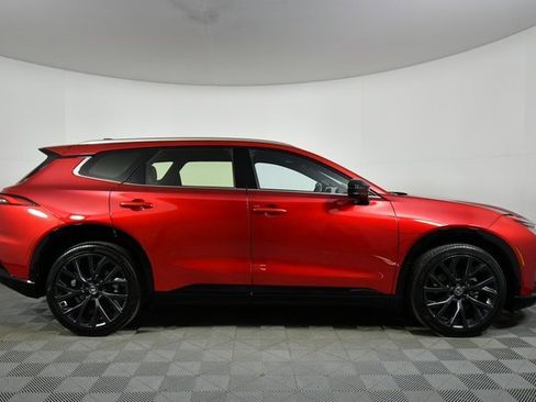 Used 2025 Toyota Crown Signia image 15