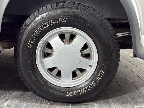 Used 2000 GMC Savana 1500 RV Conversion w/ Marketing Option Pkg 1SE image 17