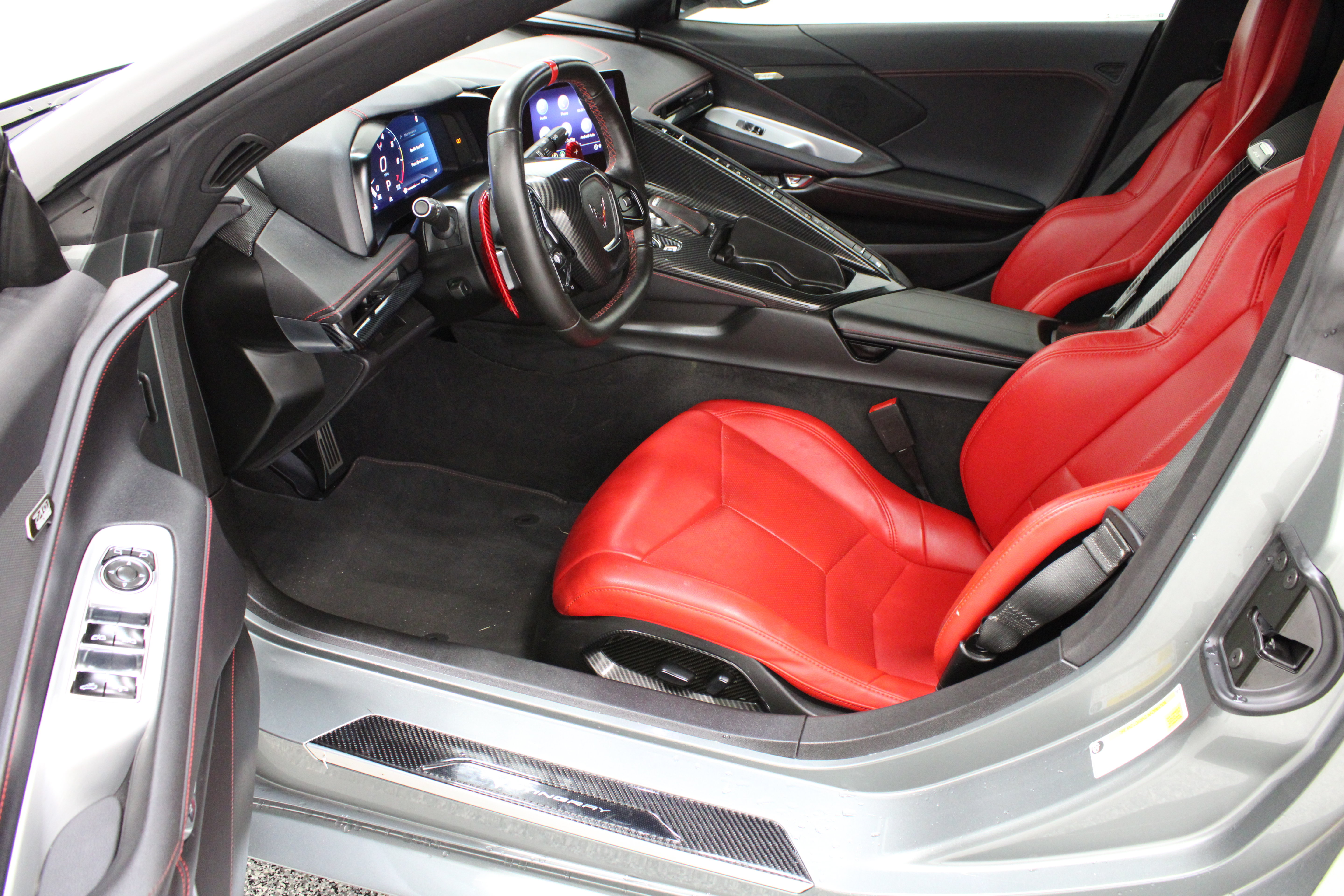 Used 2023 Chevrolet Corvette Stingray Convertible w/ Z51 Performance Package RWD image 15