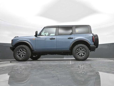 New 2025 Ford Bronco Badlands image 60