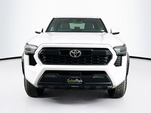 Used 2025 Toyota Tacoma TRD Off-Road image 2