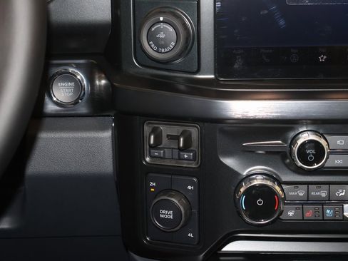 New 2025 Ford F350 Lariat w/ Lariat Ultimate Package image 59