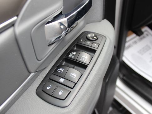 Used 2017 RAM 1500 Big Horn image 15