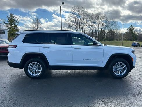 New 2026 Jeep Grand Cherokee L Laredo AWD/4WD image 2