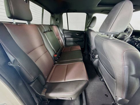 Used 2024 Honda Ridgeline Black Edition image 28