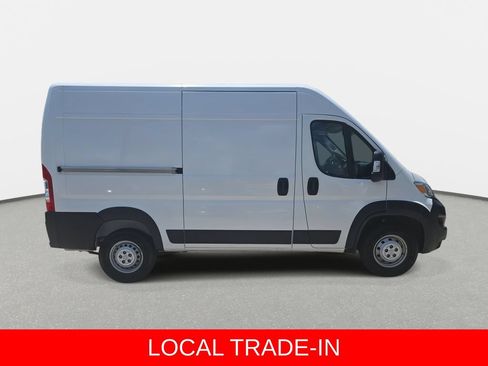 Used 2023 RAM ProMaster 3500 w/ Convenience Group FWD image 4