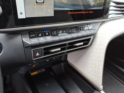 Certified 2025 Toyota Camry XLE w/ Premium Plus Package FWD image 22