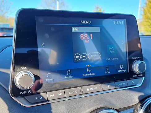 Used 2022 Nissan Sentra SV image 14