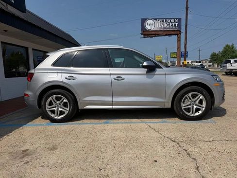 Used 2018 Audi Q5 2.0T Premium w/ Convenience Package AWD/4WD image 4