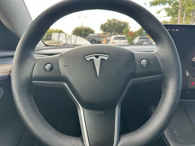 Used 2022 Tesla Model 3 Standard Range RWD image 26