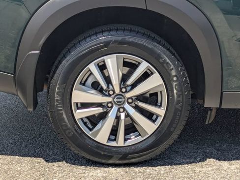 Used 2023 Nissan Pathfinder SL AWD/4WD image 11