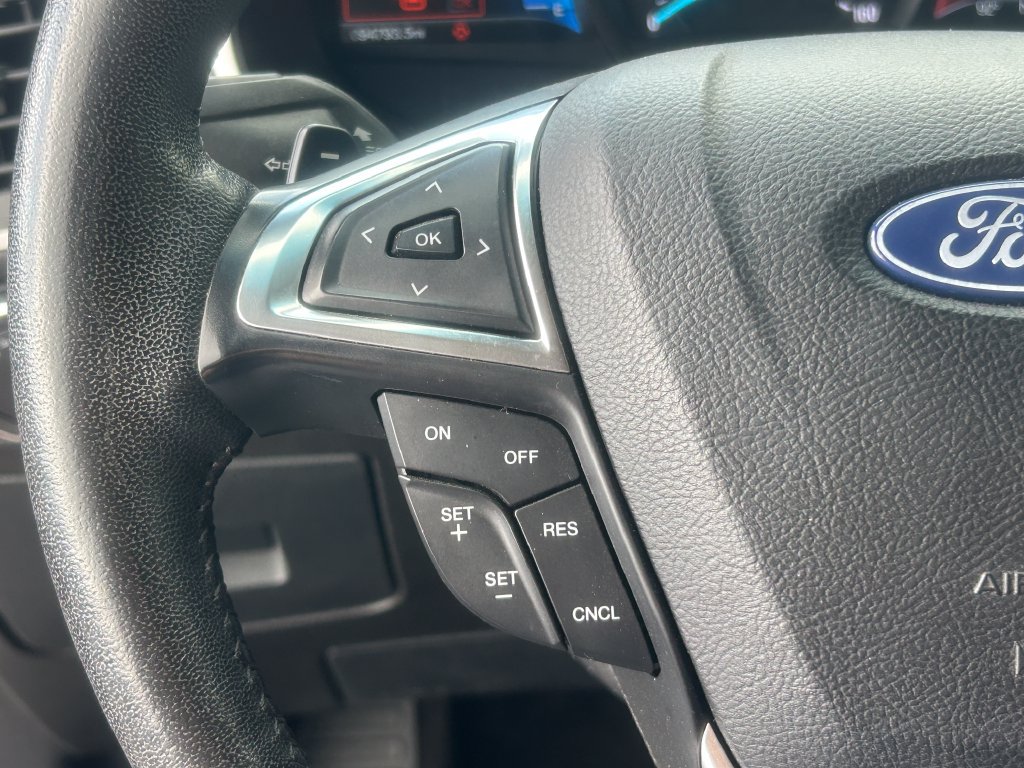 Used 2017 Ford Edge SEL w/ Equipment Group 201A AWD/4WD image 20