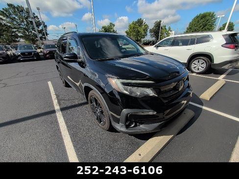 Used 2021 Honda Pilot Special Edition image 2