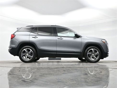 Used 2020 GMC Terrain SLT w/ Preferred Package image 34