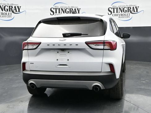 Used 2022 Ford Escape SE w/ Convenience Package FWD image 6